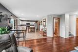 1922 Hemlock Drive - Photo 4