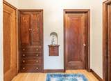 725 Augusta Avenue - Photo 22