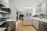 5530 Greenwood Street - Photo 12