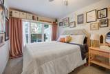 1078 Greenview Avenue - Photo 10