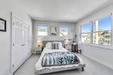 2308 Belden Avenue - Photo 15