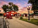 122 Calumet Street - Photo 1