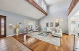 19328 Woodfield Court - Photo 7