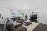 890 Yorkshire Drive - Photo 4