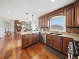 1615 Canterbury Court - Photo 10