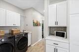 307 Elm Court - Photo 15