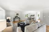 971 Essex Place - Photo 4