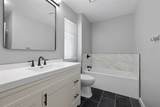 120 Hampton Avenue - Photo 15