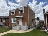 5132 Hamlin Avenue - Photo 2