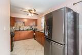 810 Oakton Avenue - Photo 8