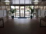 1025 Hollywood Avenue - Photo 2