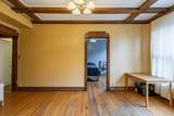 945 Hyde Park Boulevard - Photo 12