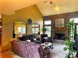 2484 Warwick Court - Photo 4