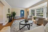 5810 East Circle Avenue - Photo 3