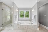 360 Oak Street - Photo 14