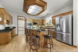 2760 Castlewood Court - Photo 14