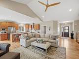 1934 Parkside Drive - Photo 7