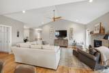 1934 Parkside Drive - Photo 8