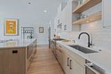 1548 Ardmore Avenue - Photo 4