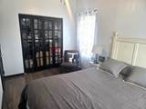 2828 Lombard Avenue - Photo 14