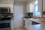 810 42nd Street - Photo 6