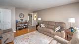 327 Holly Court - Photo 11