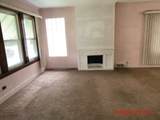 3239 Cuyler Avenue - Photo 3