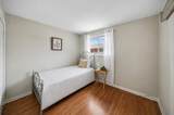 521 James Court - Photo 12