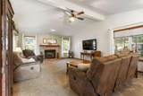7 Sand Lake Court - Photo 15
