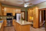831 Circle Avenue - Photo 9