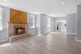 404 Lincoln Street - Photo 3