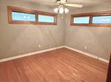 205 Oak Street - Photo 20