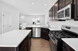 1246 Glenmont Street - Photo 2