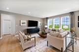 321 Danforth Drive - Photo 2