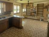 11420 Hamlin Avenue - Photo 4