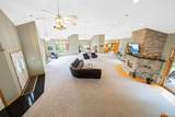 13100 Fox Lane - Photo 15
