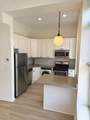935 Armitage Avenue - Photo 5