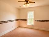 389 Chicago Road - Photo 17