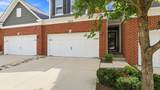 153 Roslyn Place - Photo 2