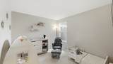 153 Roslyn Place - Photo 17