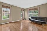 10S447 Carrington Circle - Photo 8