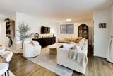 1122 Altgeld Street - Photo 2