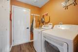 11143 Douglas Avenue - Photo 13