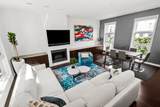 1767 Hoyne Avenue - Photo 2