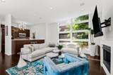 1767 Hoyne Avenue - Photo 3