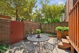 1926 Larrabee Street - Photo 10