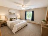 647 W Jonathan Drive - Photo 4