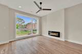 4611 Saint Lawrence Avenue - Photo 2