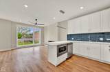 4611 Saint Lawrence Avenue - Photo 8