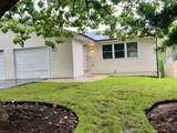 821 Belle Plaine Avenue - Photo 2